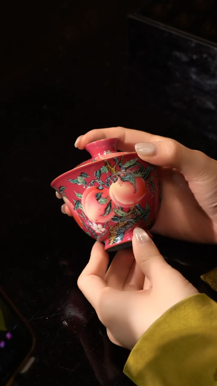 【闪购商品】Z溢珍堂胭脂红五桃盖碗