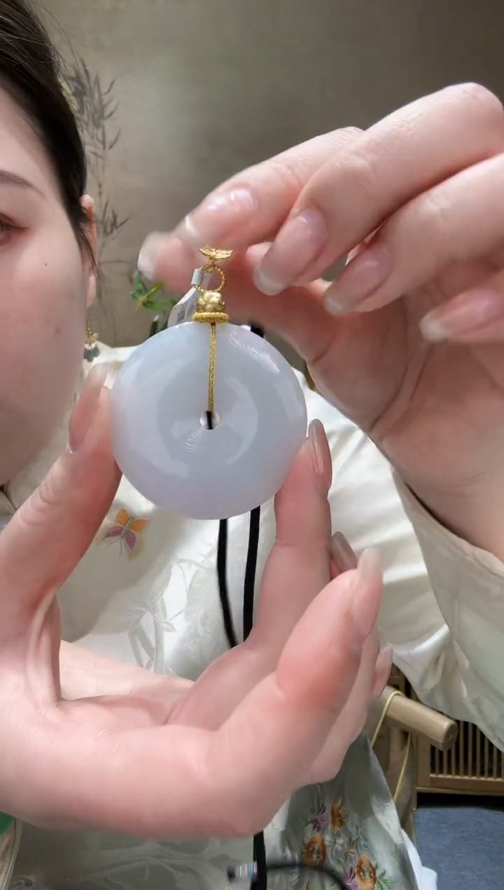 【闪购商品】翡翠颈饰未镶嵌吊坠