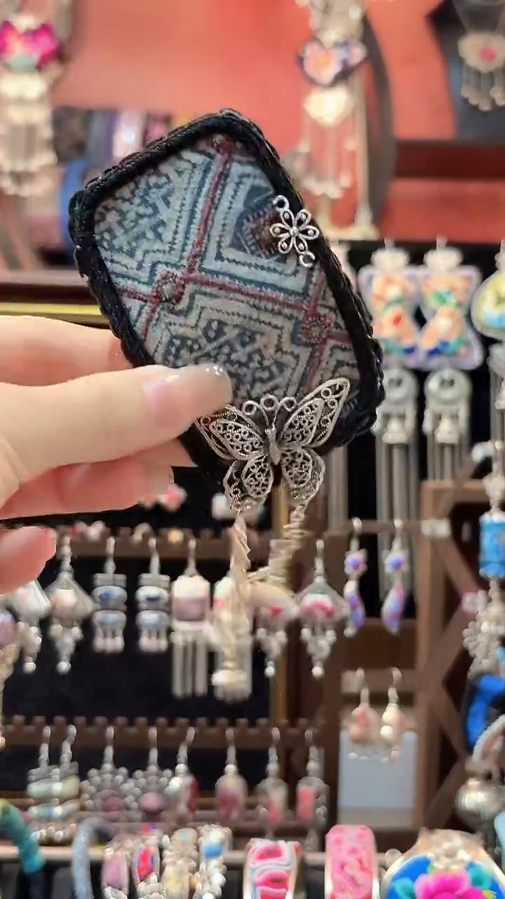 织绣 云织谣民族风精美饰品   117