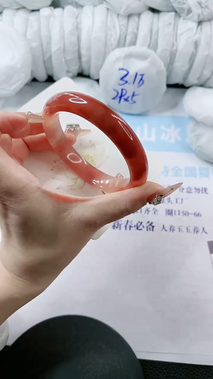 【闪购商品】石英质玉手镯未镶嵌多样性发货S575-64