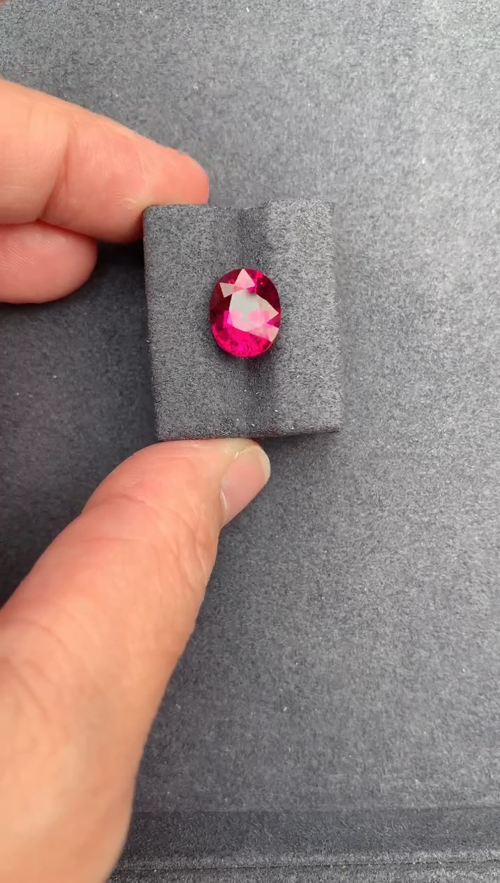 【闪购商品】碧玺裸石未镶嵌3.8ct卢比莱