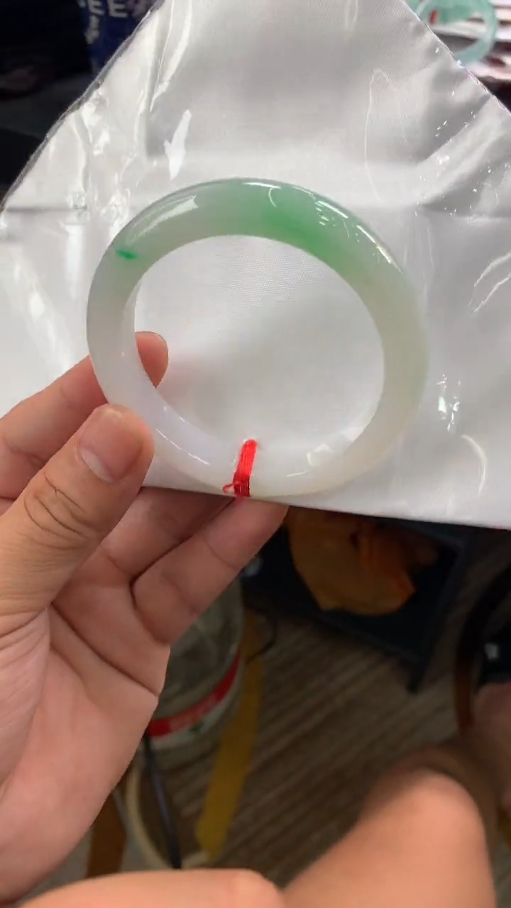 【闪购商品】翡翠未镶嵌手镯手镯
