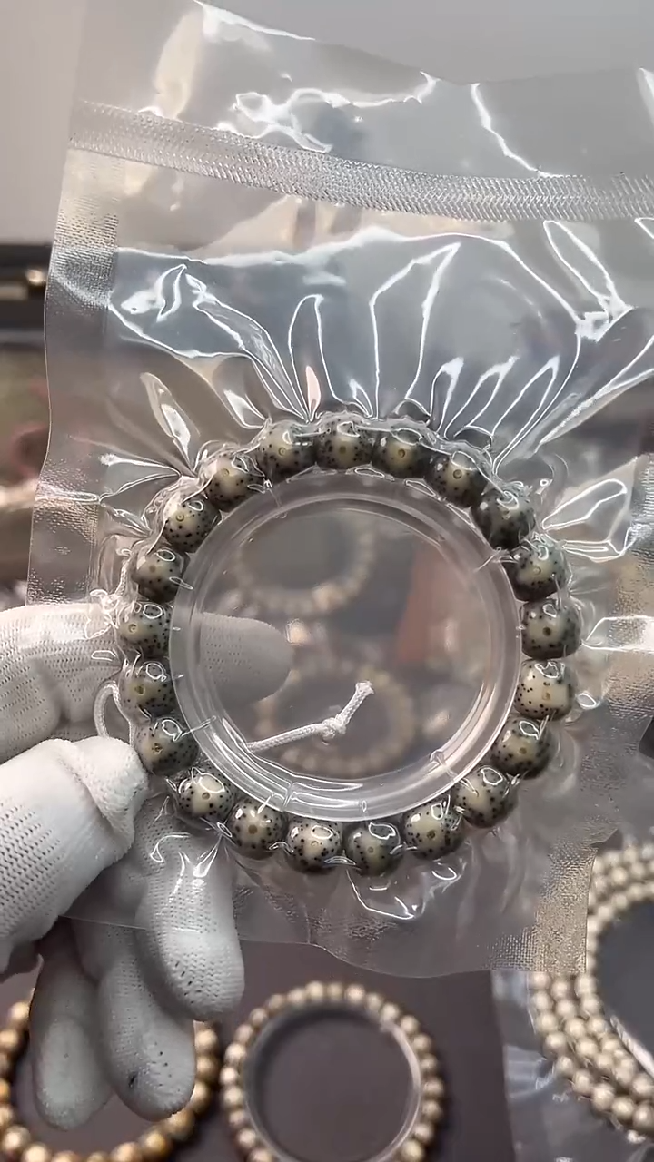 手串星月菩提海南原生态绿包白黄金瞳大眼睛11*10
