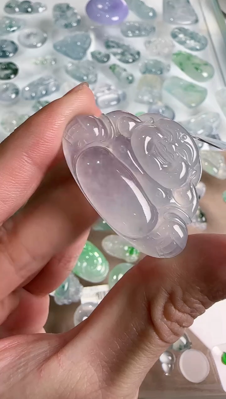 【闪购商品】翡翠吊坠(不含链)未镶嵌··