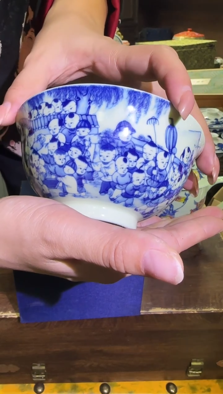 碗瓷绿稀土童子闹元宵4.5英寸碗