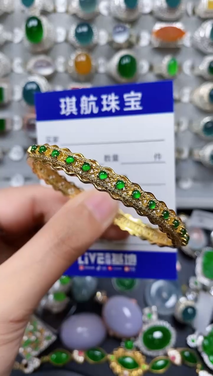 【闪购商品】翡翠手镯银S925镶嵌0670