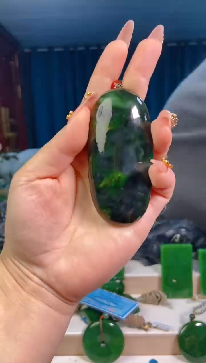 【闪购商品】和田玉挂件未镶嵌1