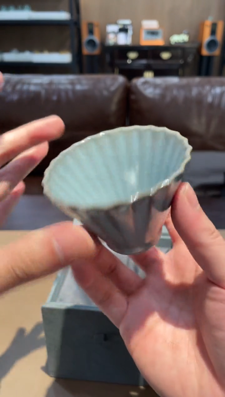 64窑承青瓷归高花口杯