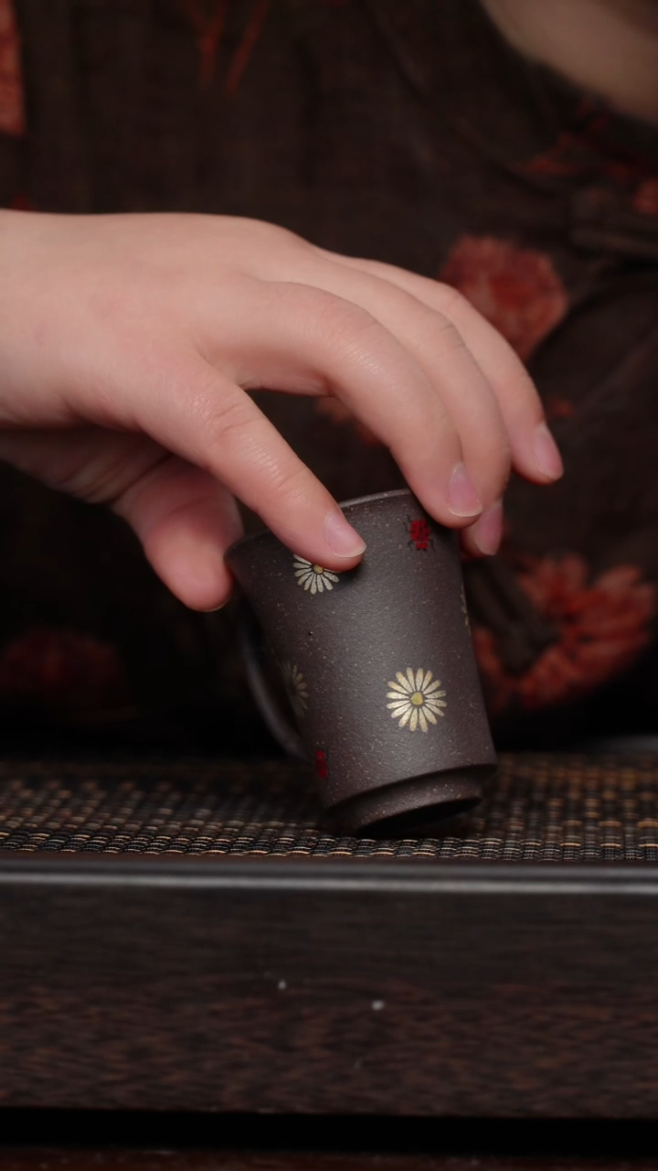 【闪购商品】紫砂茶杯非遗茶器-天青金银花手把