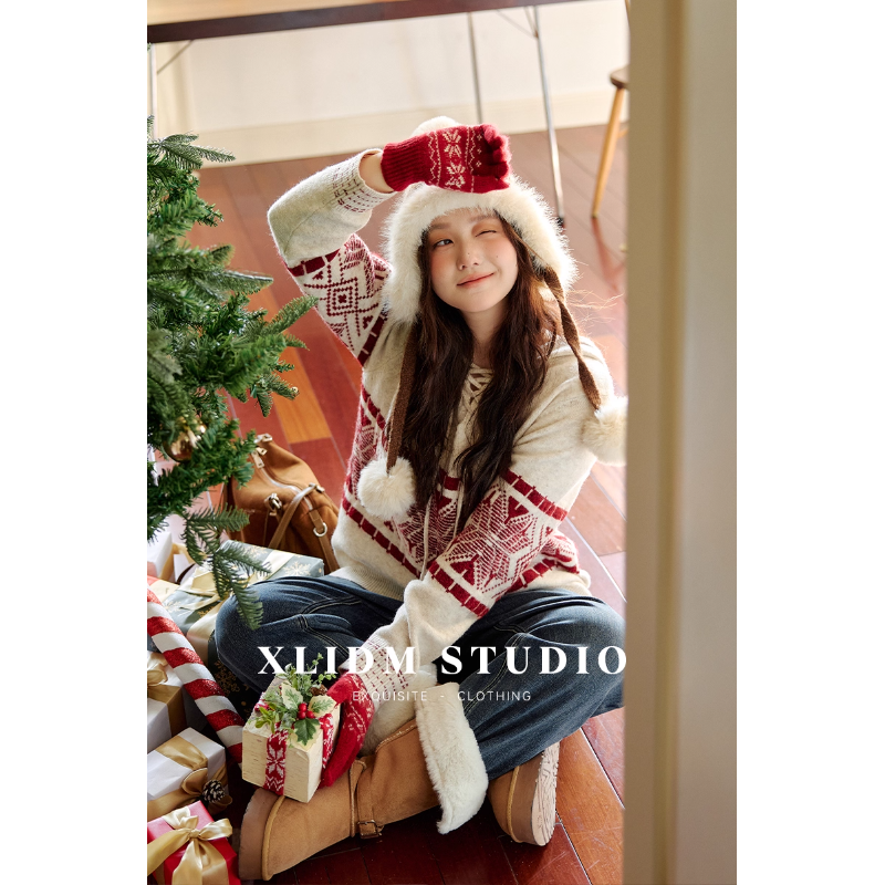小俪大码女装圣诞费尔岛柔雾撞色提花冬季新款连帽毛衣DD6T081209