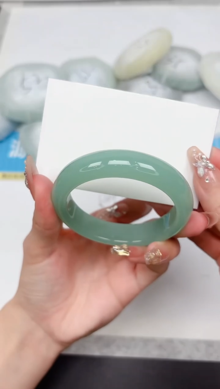 石英质玉手镯未镶嵌44-58.0