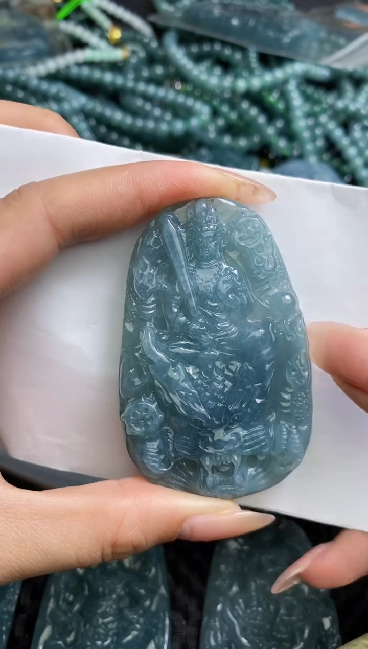 【闪购商品】翡翠颈饰未镶嵌