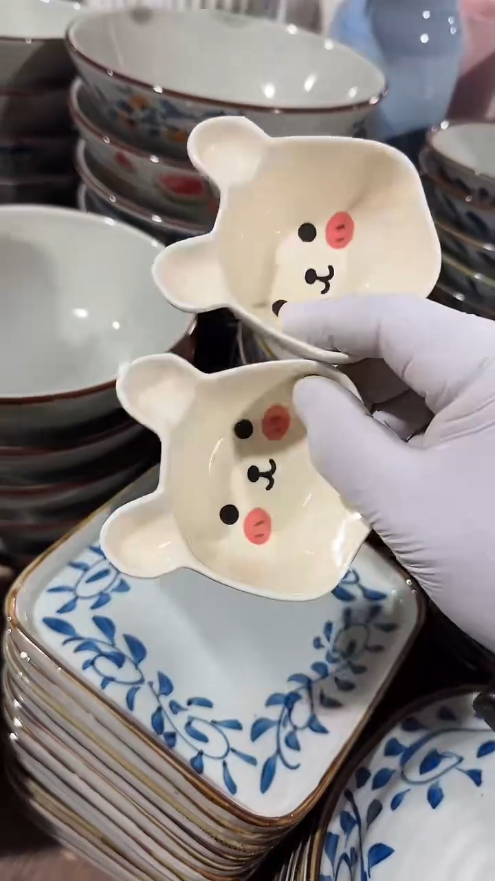 陶瓷2个味碟 微瑕凑满20元包邮