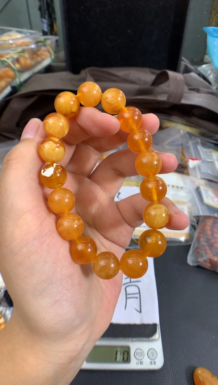 蜜蜡未镶嵌珠宝奇石1