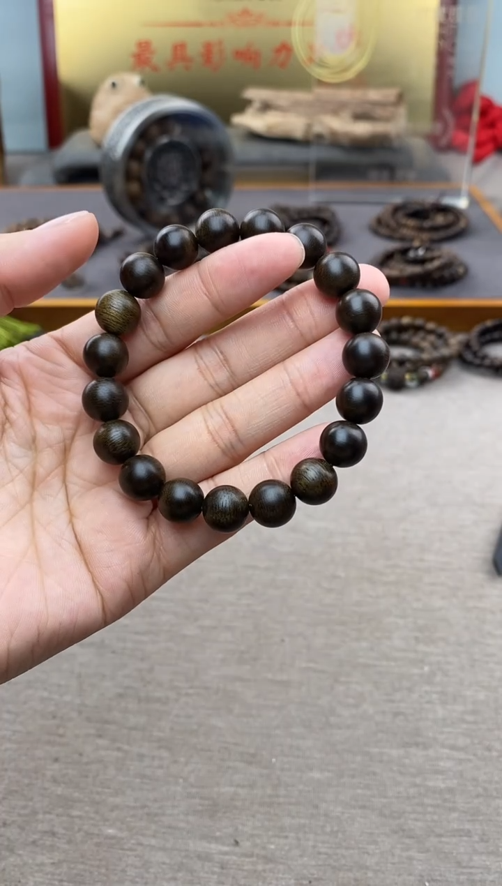 【闪购商品】沉香手串芽庄白棋10沉水单圈