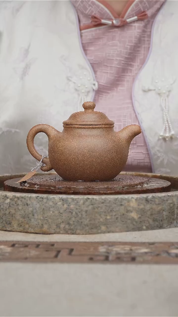 【闪购商品】紫砂茶壶明清老料莲子270cc