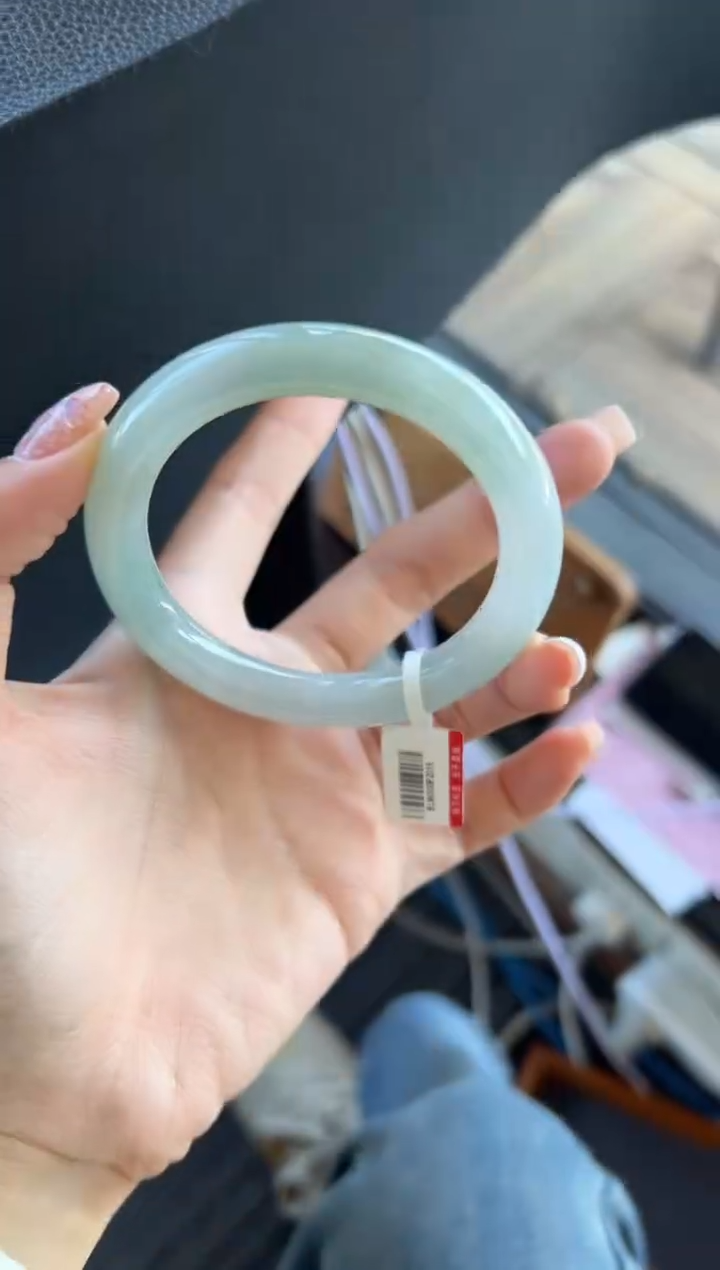 【闪购商品】翡翠手镯未镶嵌41号55.8*9.8*9.9