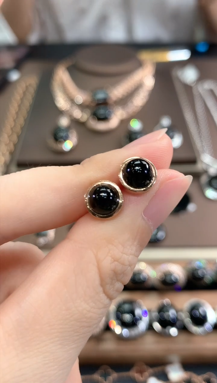 18K金镶嵌翡翠耳饰春日珠宝 C1  多样性一件发