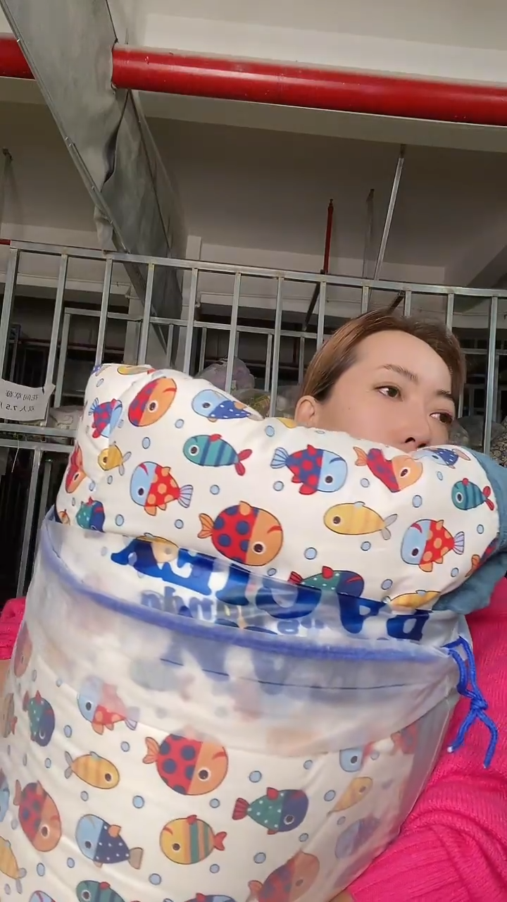 聚酯纤维A面全棉  B面豆豆绒 双人冬被