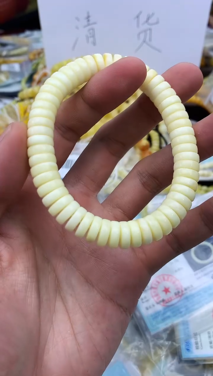 裸石蜜蜡未镶嵌手串卡10
