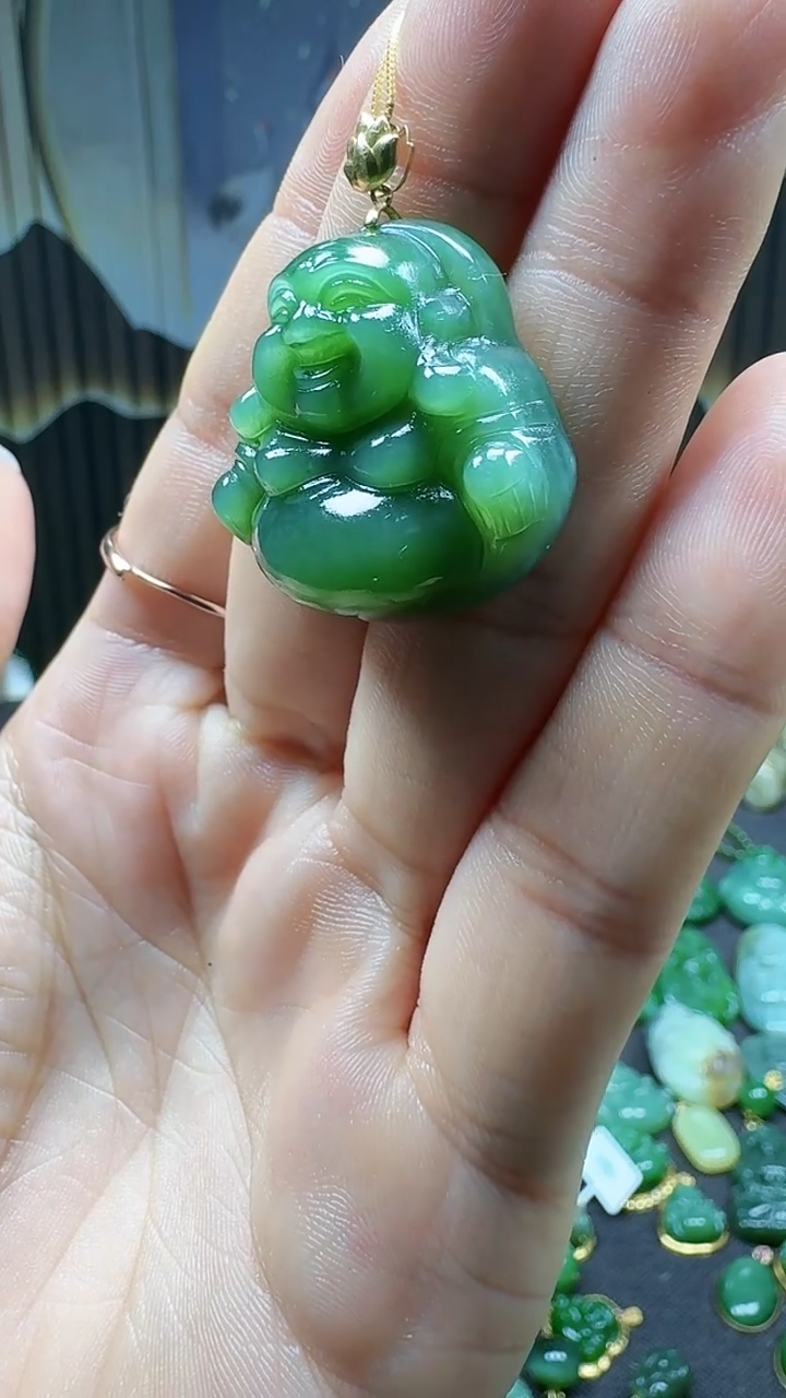 【闪购商品】和田玉挂件18K金镶嵌1