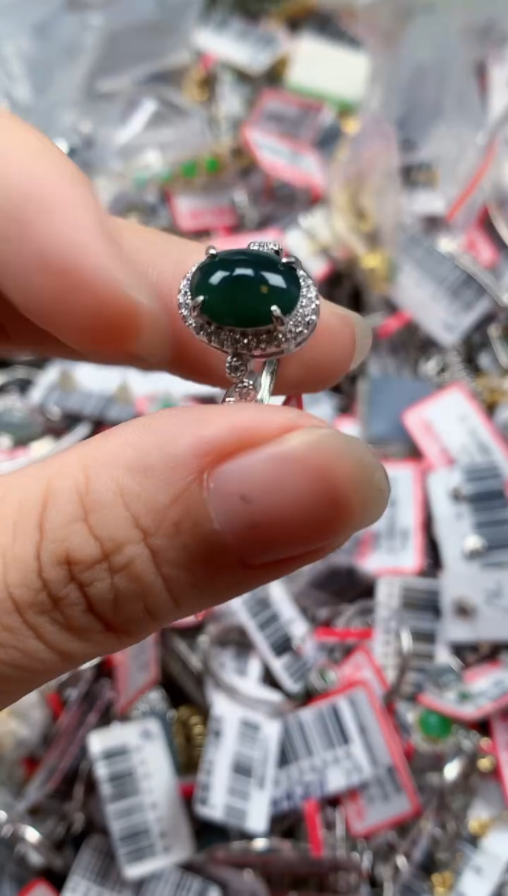 银S925镶嵌戒指翡翠天然A货缅甸翡翠