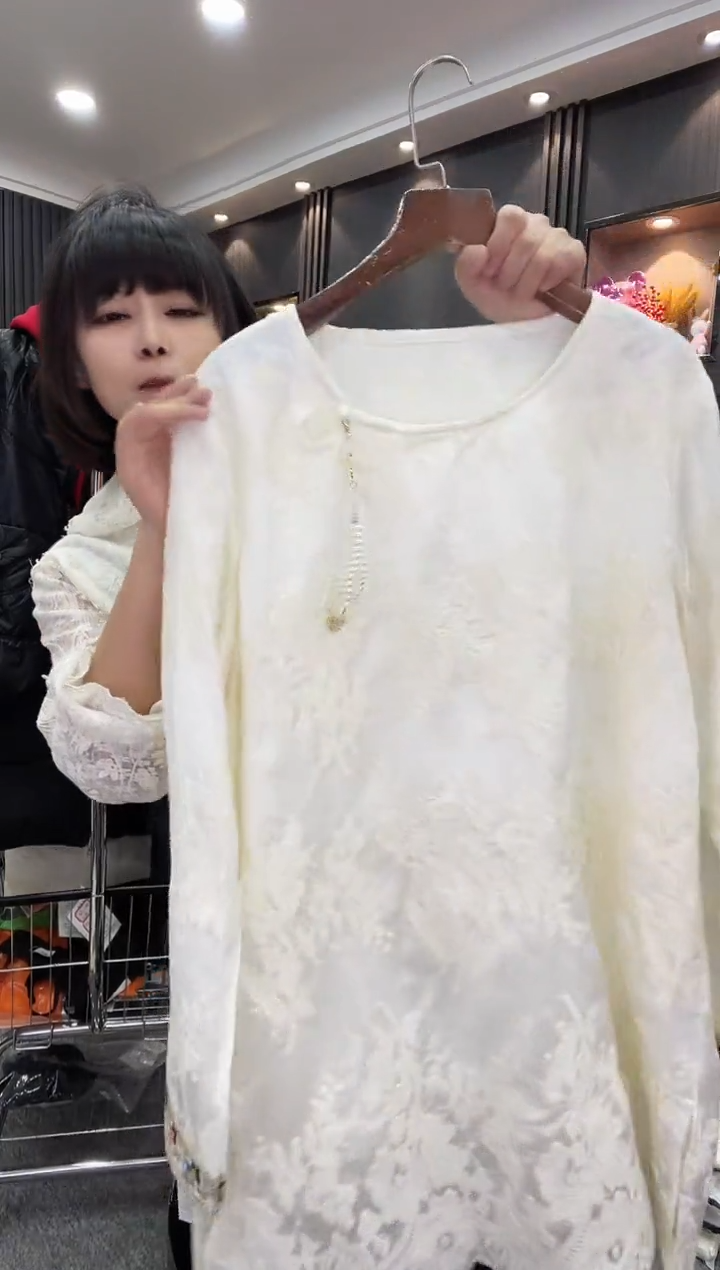 109蕾丝衫---小码