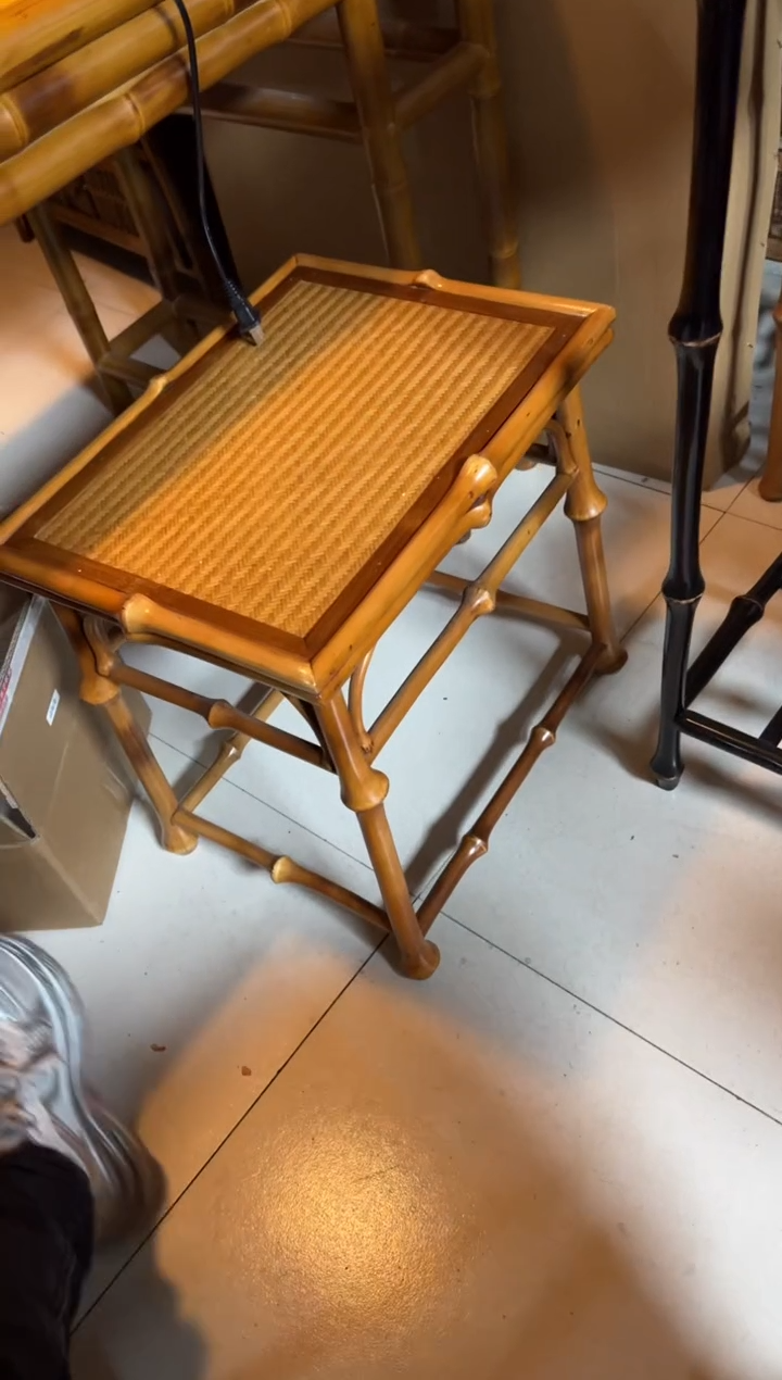 【闪购商品】闪购商品特价凳子