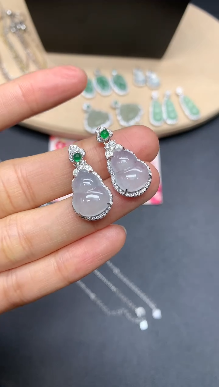 【闪购商品】翡翠吊坠(不含链)银S925镶嵌葫芦【多样性发其一】