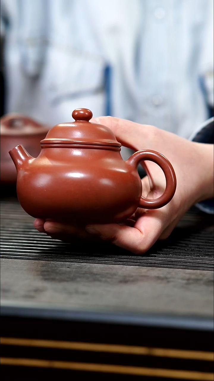 【闪购商品】紫砂茶壶飘花红皮龙容天壶180cc