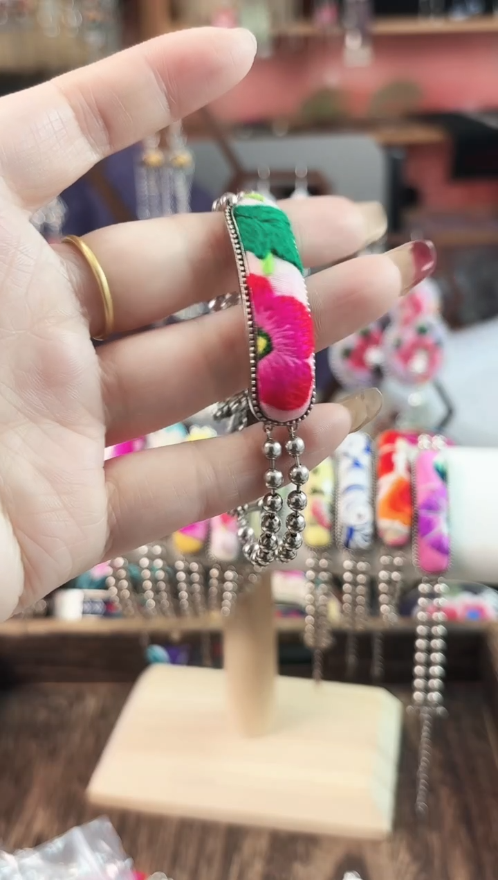 艺枝独绣手工饰品29