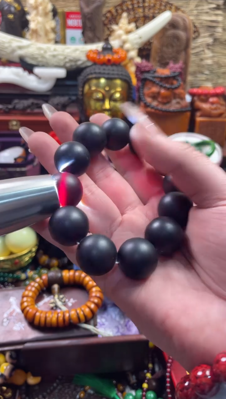 【闪购商品】琥珀颈饰未镶嵌黑破