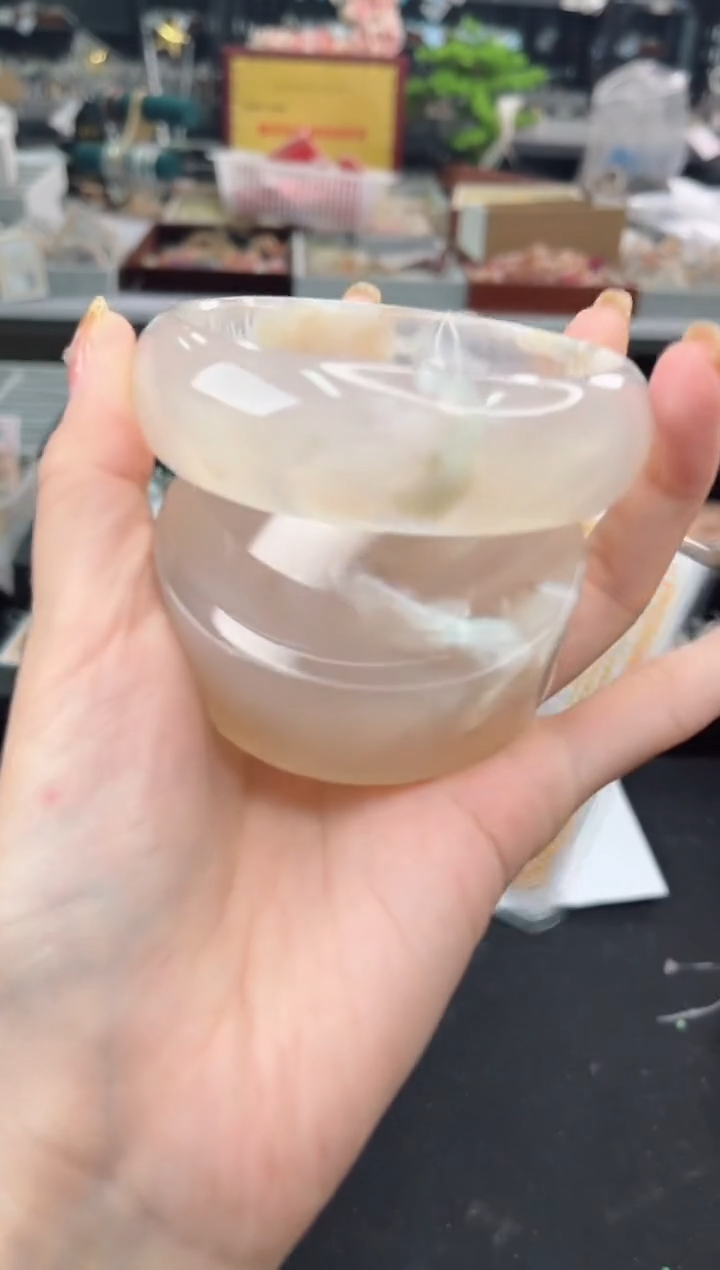 【闪购商品】石英质玉手镯未镶嵌69圈口（赠品镯心）3448427