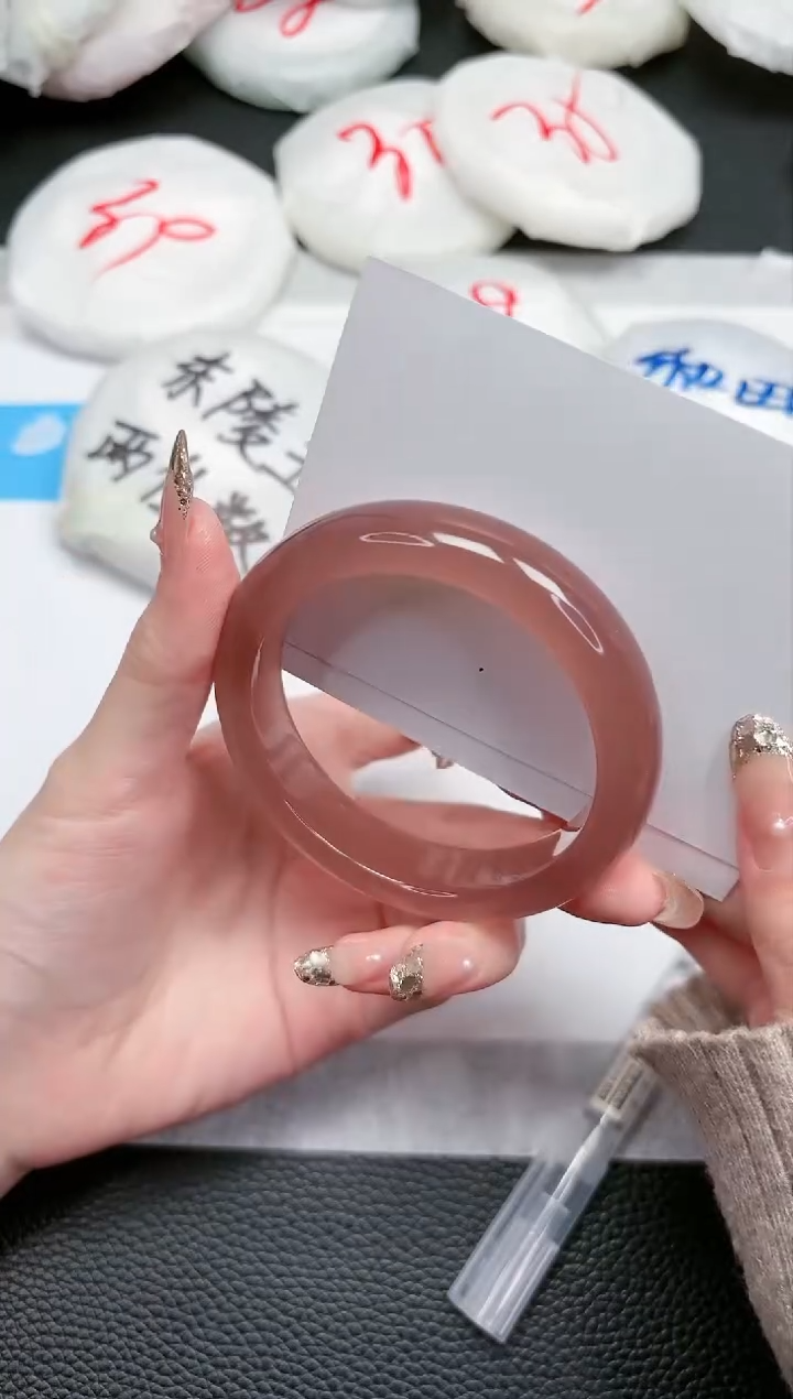 【闪购商品】石英质玉手镯未镶嵌240-57.1