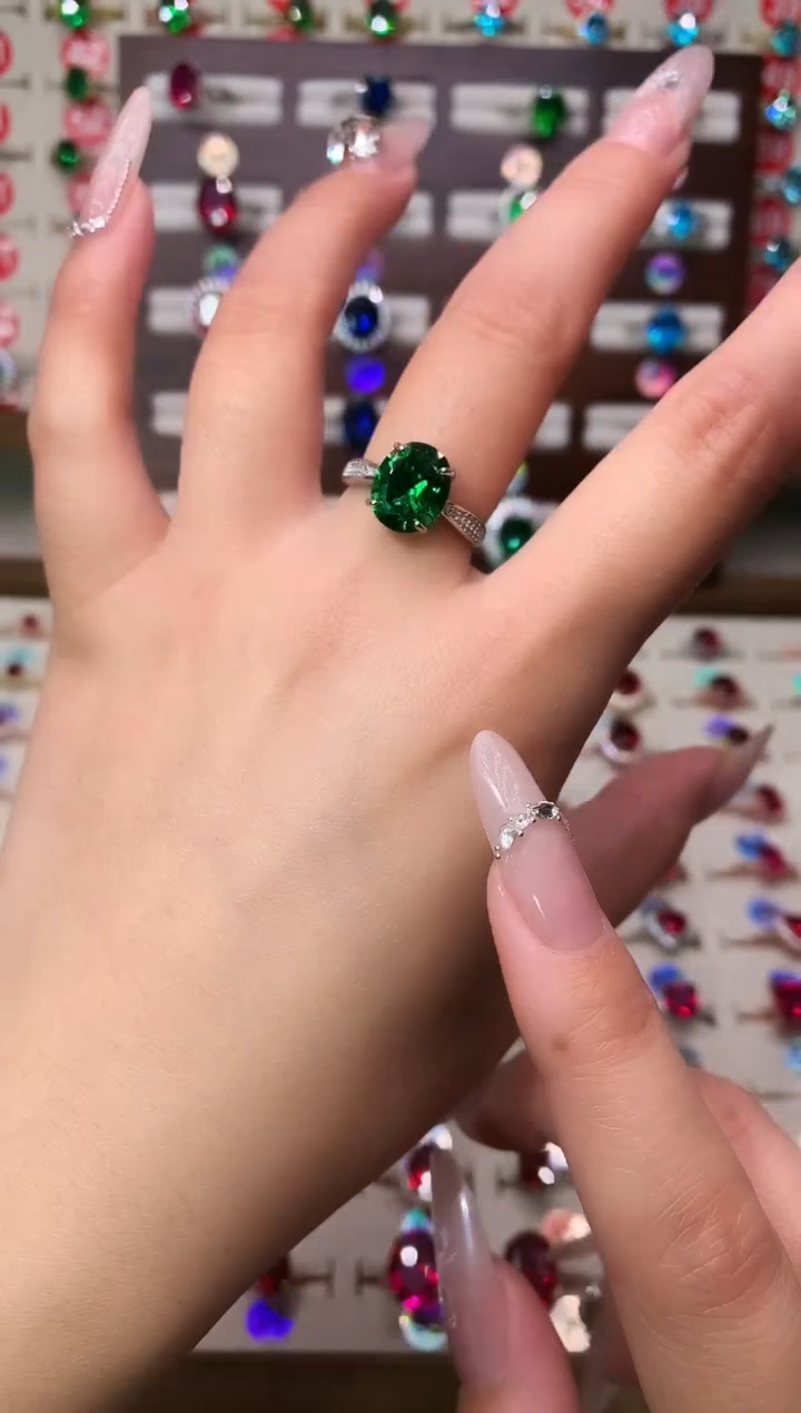 无925银典藏 轻奢 小祖母绿绿色系9*11银托戒指