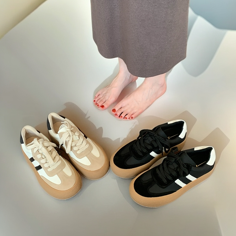 加宽大码2024秋冬新款复古百搭韩版休闲厚底平底德训鞋女拼色