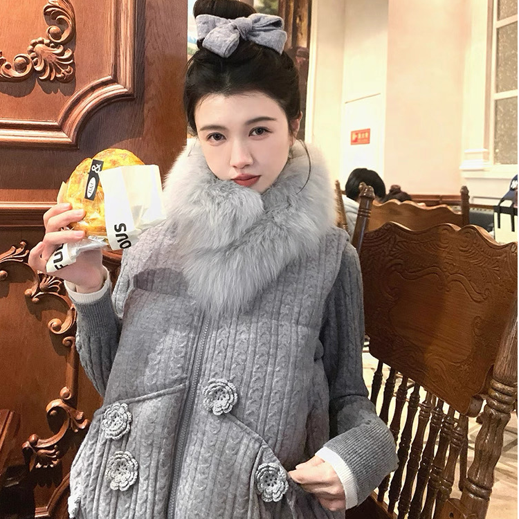 渔小平【心动信号】90白鸭绒羽绒服外套气质马甲+长短款半身裙套装