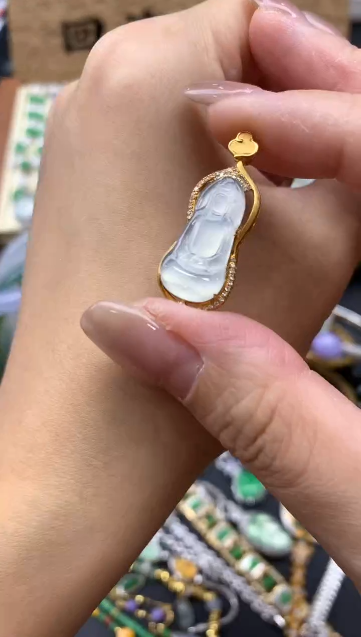 【闪购商品】翡翠颈饰18K金镶嵌114-中国好珍宝