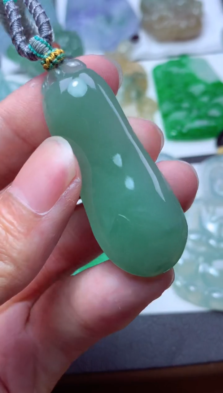 翡翠未镶嵌颈饰天然翡翠