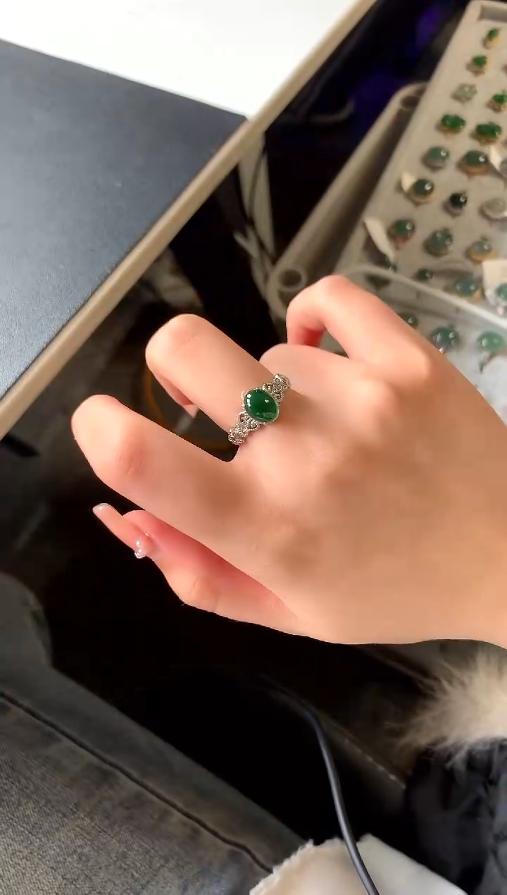 【闪购商品】翡翠戒指银S925镶嵌521415