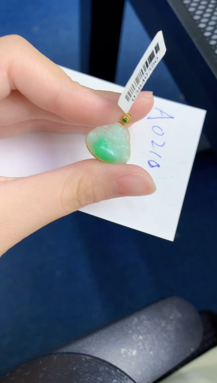 【闪购商品】翡翠颈饰18K金镶嵌0000000000