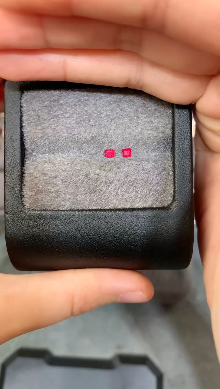 【闪购商品】定制尖晶石裸石未镶嵌公主方 绝地2/P 0.24ct