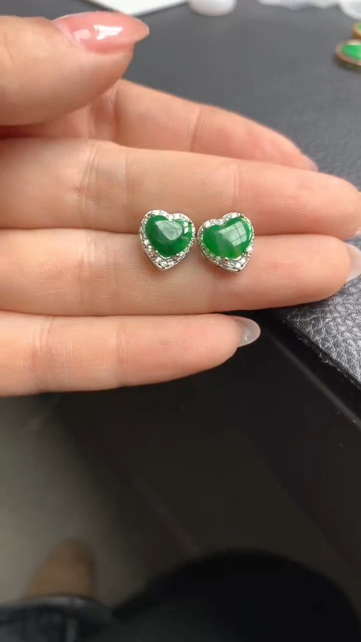 【闪购商品】翡翠耳饰未镶嵌耳钉