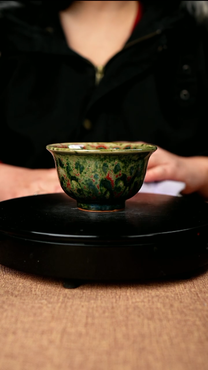 【闪购商品】25#盼龙窑一级品原矿钧瓷炉钧釉压手杯