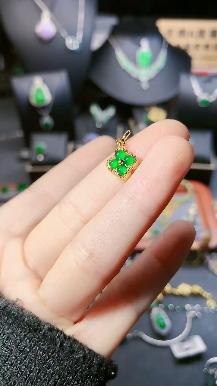 【闪购商品】翡翠吊坠(不含链)银S925镶嵌小提留