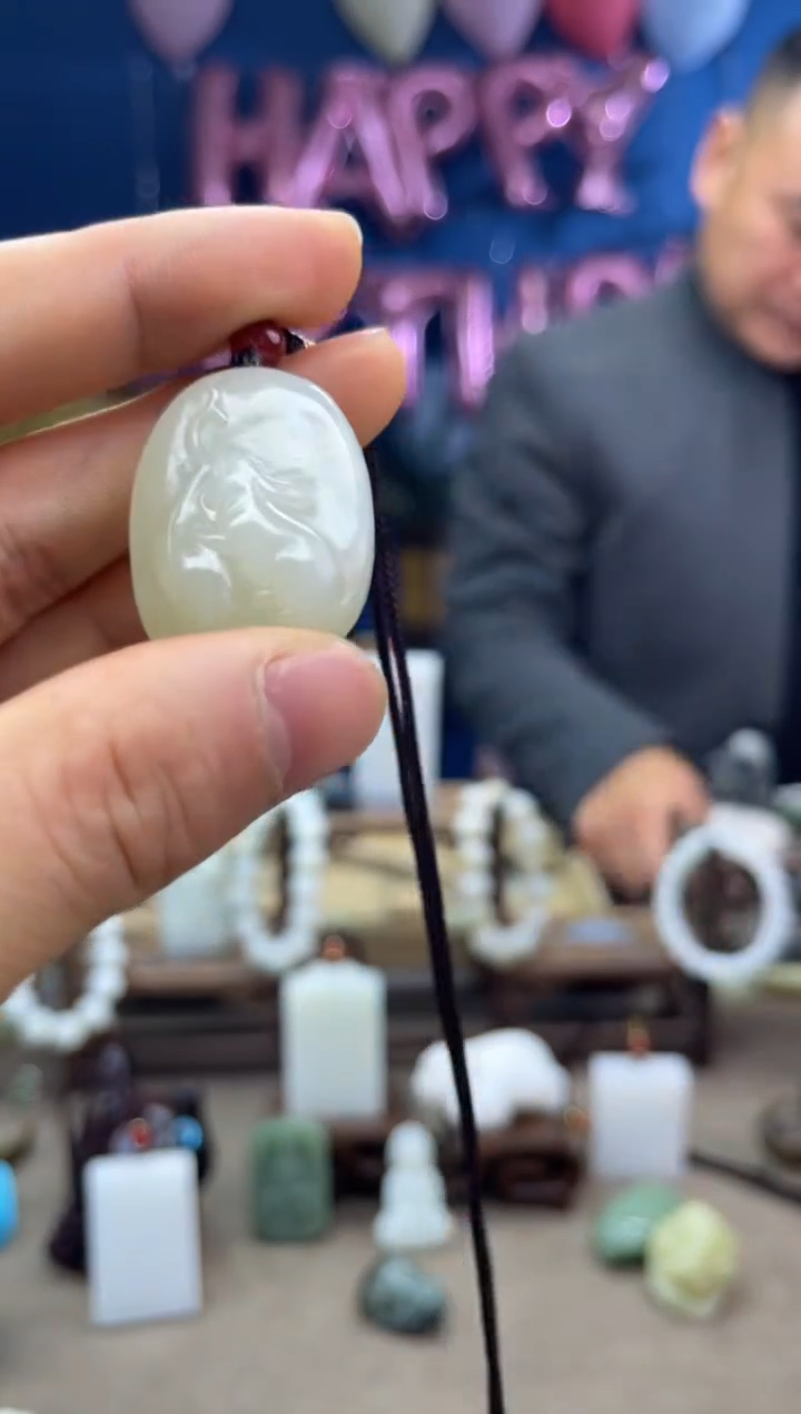 【闪购商品】和田玉颈饰未镶嵌1