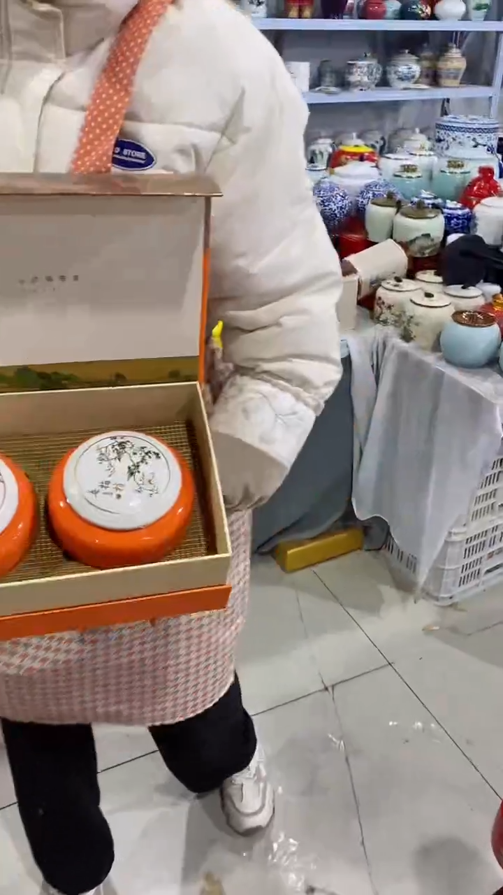 【闪购商品】罐陶瓷茶叶罐存茶罐密封罐