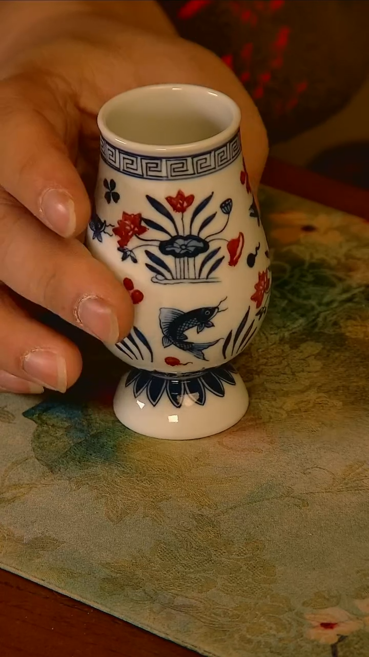 杯手工手绘杯杯很美丽