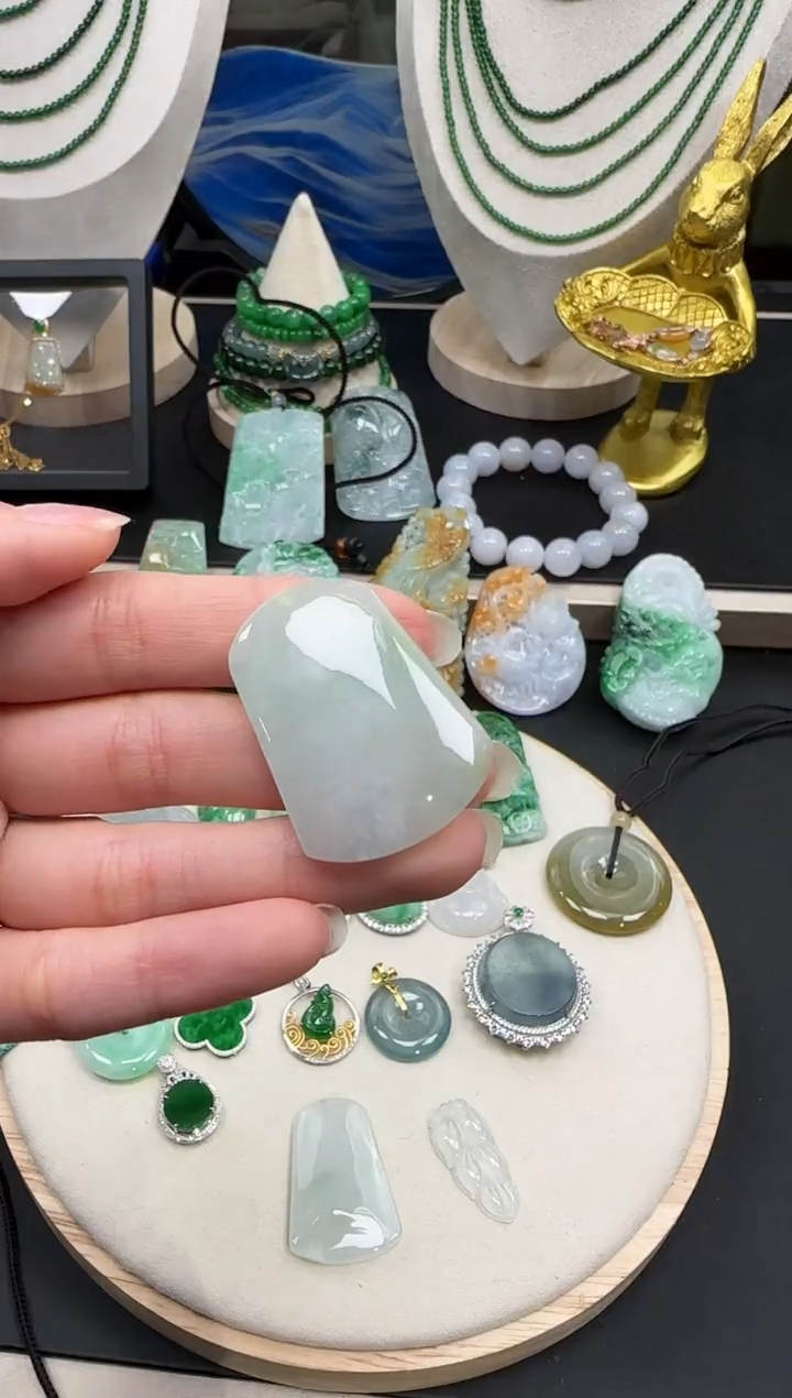 【闪购商品】翡翠吊坠(不含链)未镶嵌【海莎一口翠】翡翠挂件1