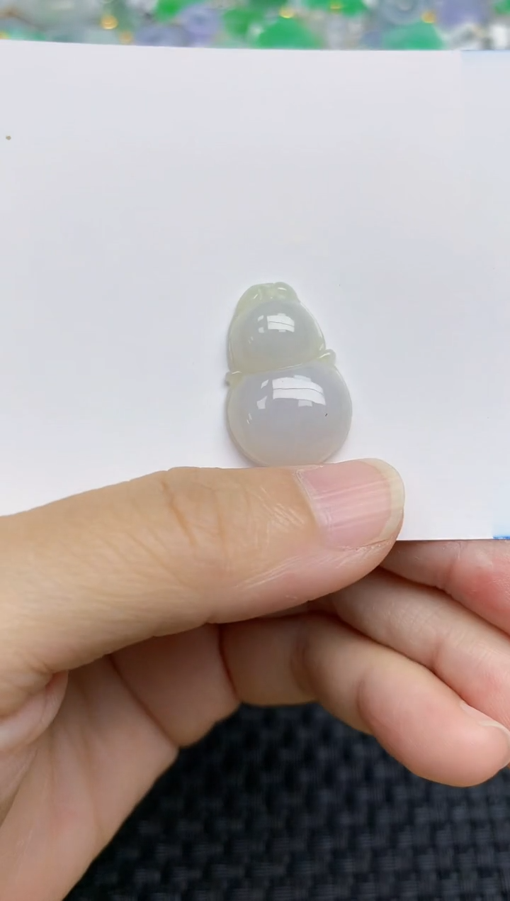 翡翠未镶嵌颈饰天然A货翡翠